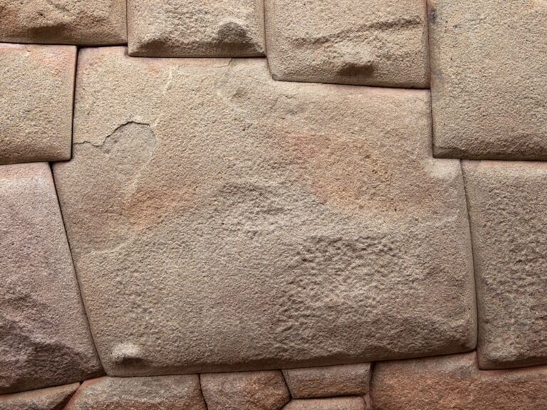 THE INCA QUARRIES THROUGHOUT CUSCO